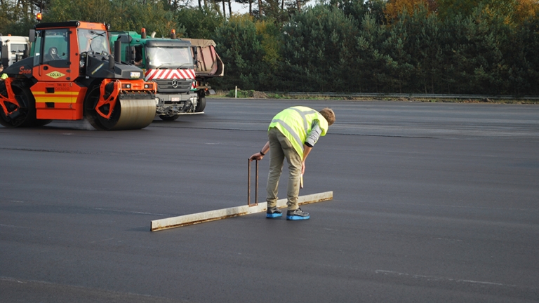 Colas - Piste d'essai Ford - Planéité